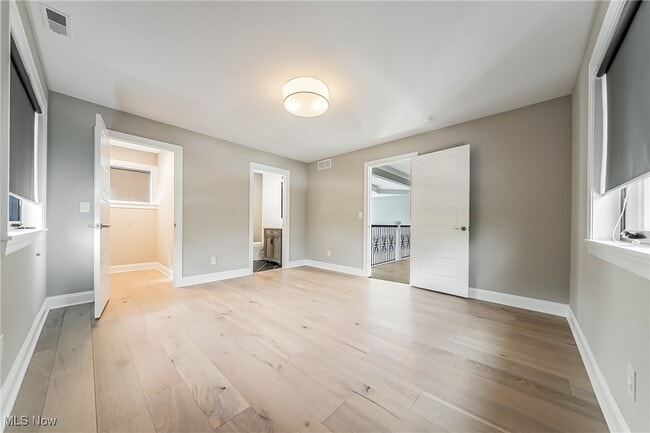 Building Photo - 2605 Buckhurst Dr