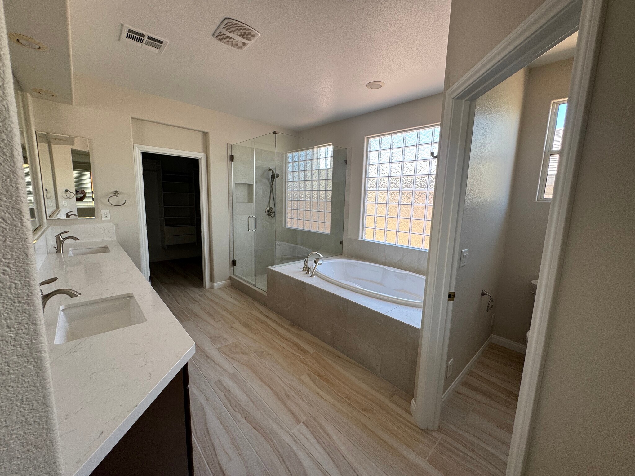 Building Photo - 712 Pinnacle Heights Ln