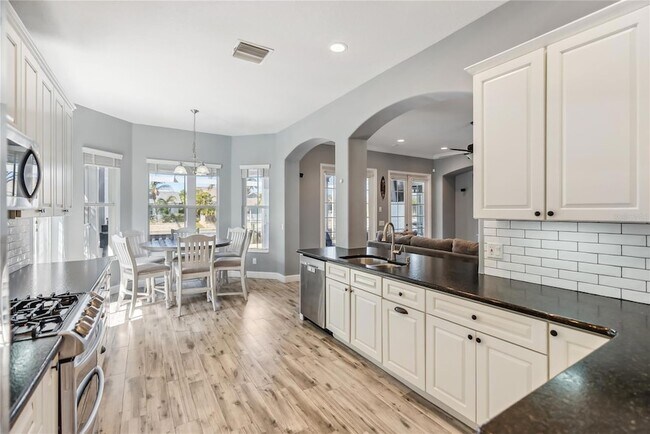 Building Photo - 428 Islebay Dr