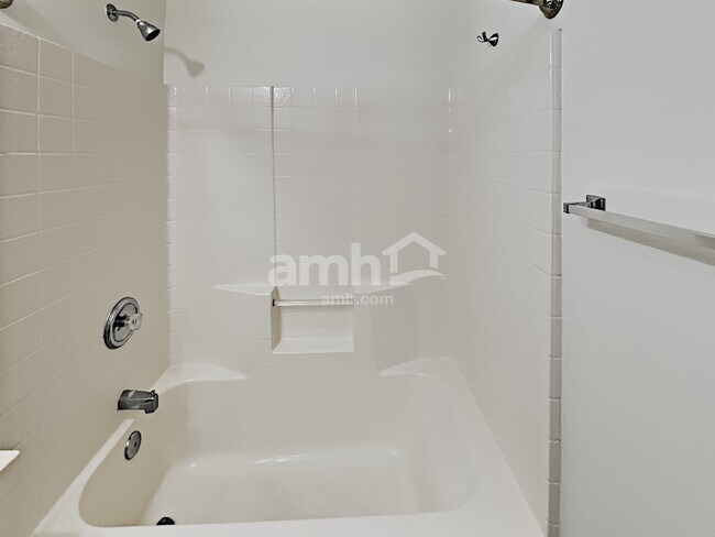 Building Photo - 16185 W Washington St