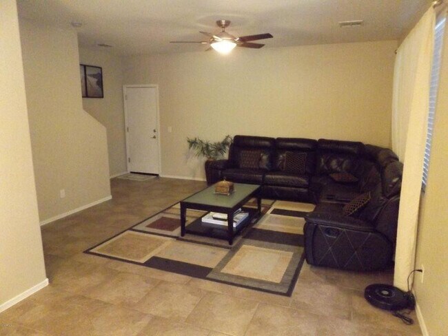 Building Photo - 4388 E Selena Dr