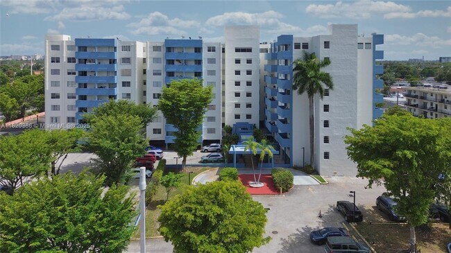 Primary Photo - 5050 NW 7th St