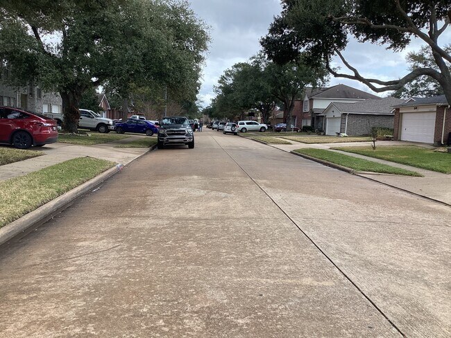 Building Photo - 17046 Clan MacIntosh Dr