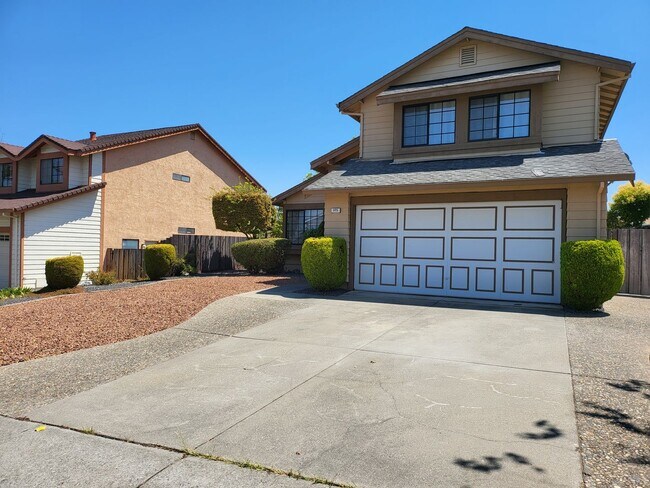 Primary Photo - Two Story Home nestled in the Hills of Her...