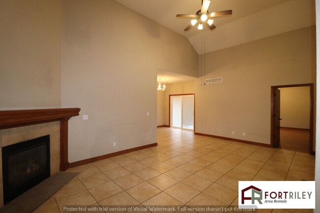 Building Photo - Gorgeous Home for Rent!