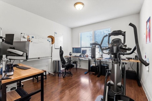 Building Photo - 6713 Ondantra Bnd