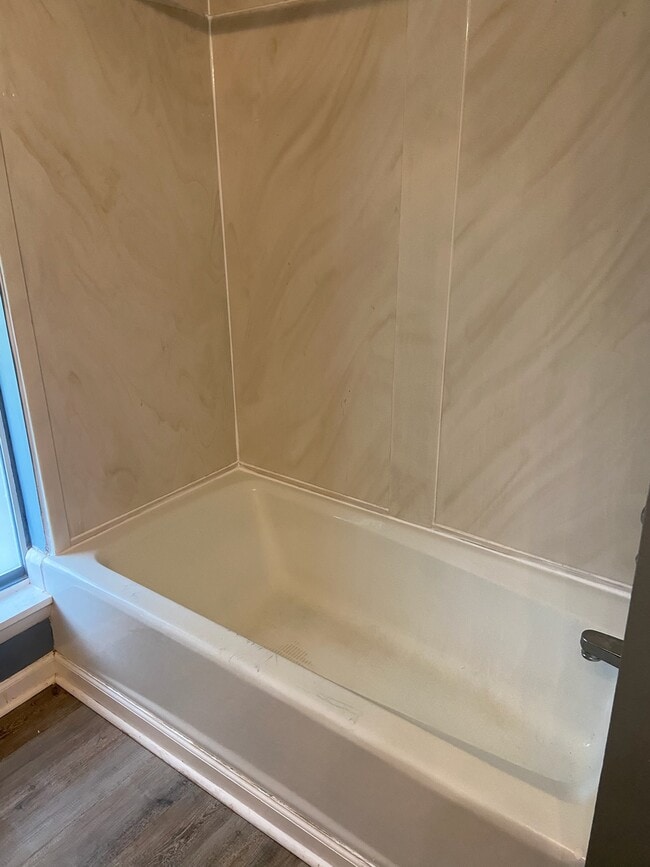 Building Photo - 18700 Bruce Ln