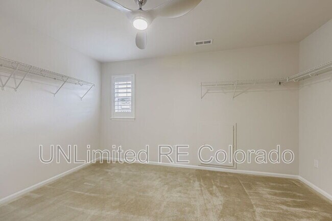 Building Photo - 6782 Petunia Pl