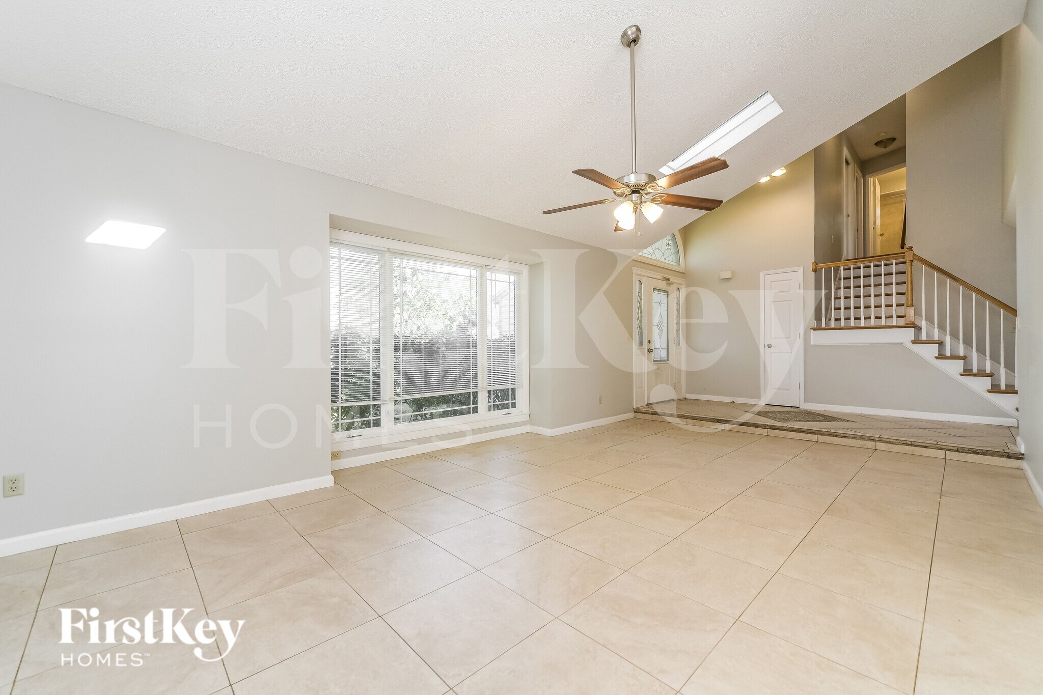 Building Photo - 7654 Balmy Ct