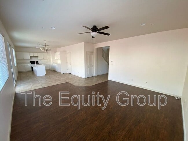 Building Photo - 1826 W Van Gogh