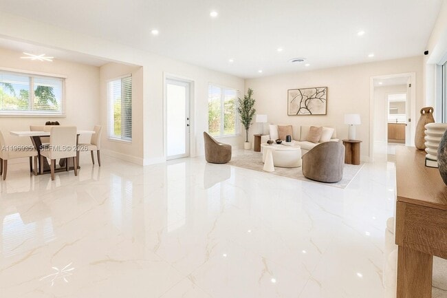 Building Photo - 3801 NE 16th Terrace