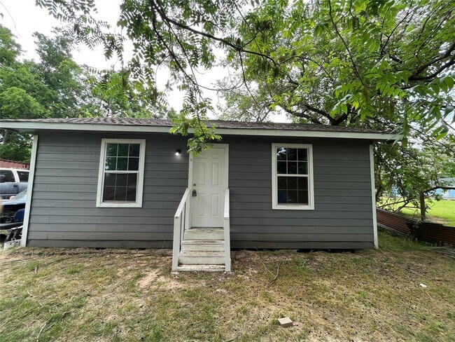 Building Photo - 6908 Larkstone St