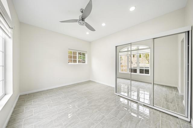 Building Photo - 1242 Via Contessa