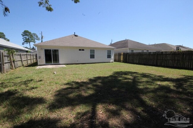 Building Photo - 2437 Gulf Breeze Ave