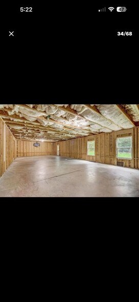 Building Photo - 3401 Silver Ridge Dr