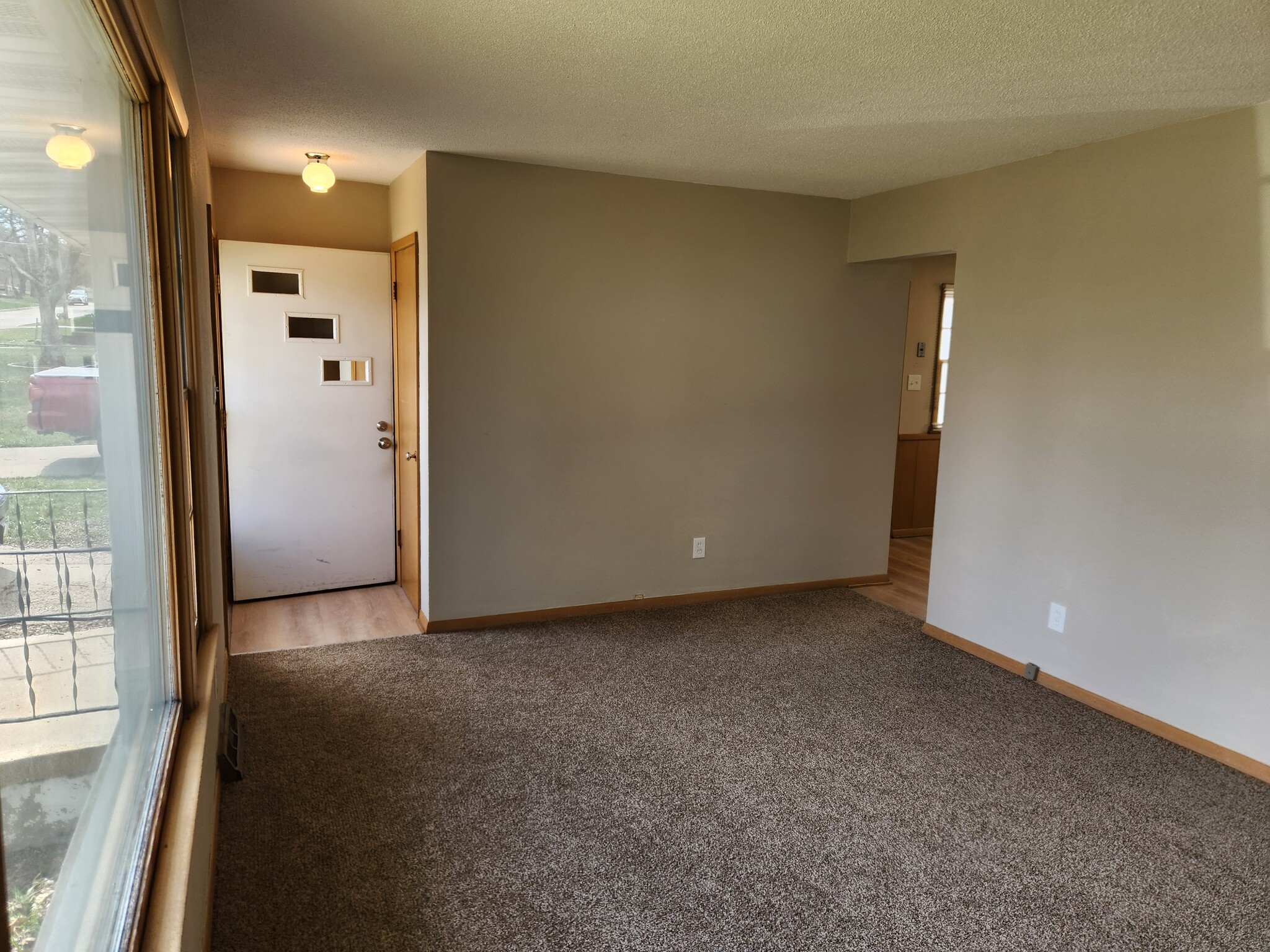 Living room - 4044 52nd St