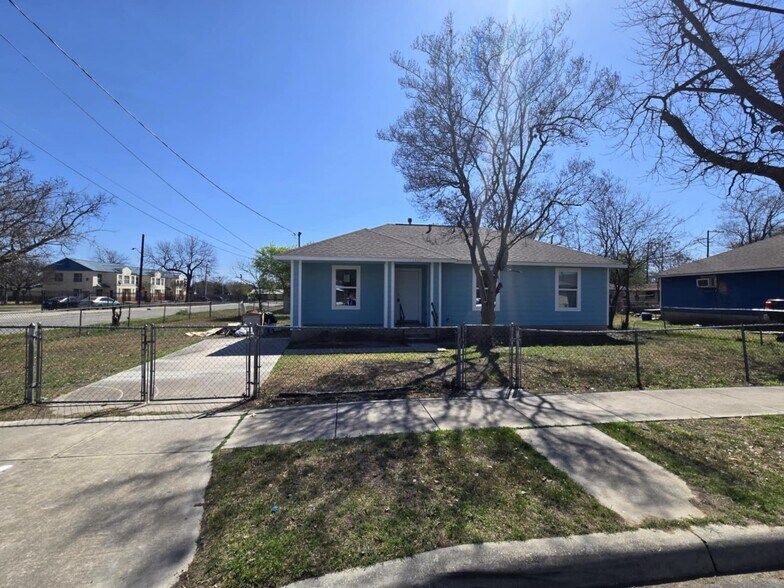 Building Photo - 1410 Colima St