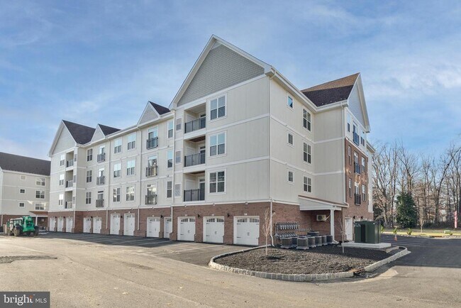Building Photo - 700 Citation Ln