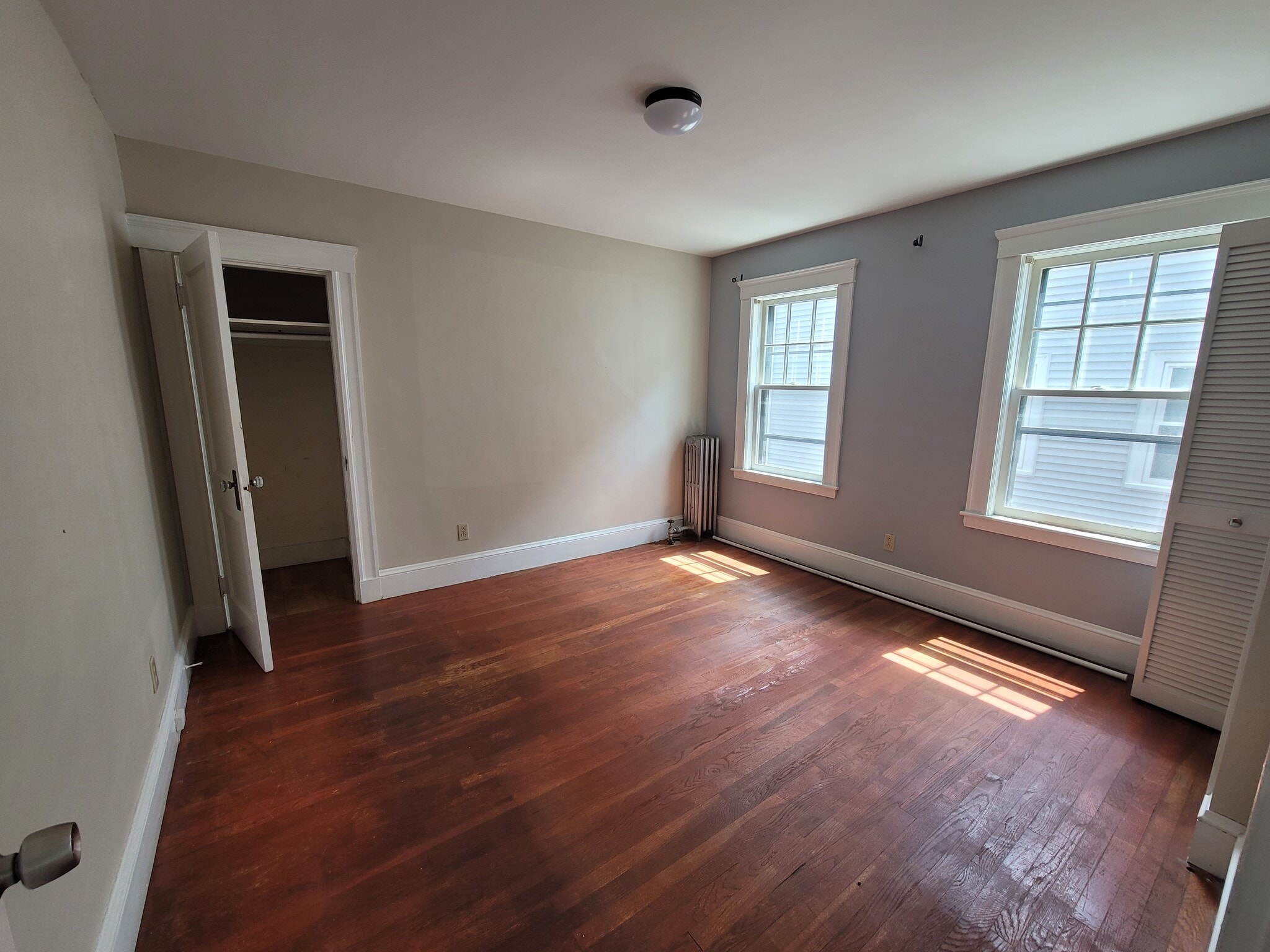 Bed 1 - 40 Ashland St