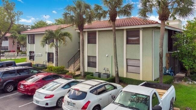 Building Photo - 9912 Hammocks Blvd