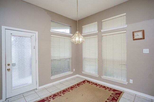 Building Photo - 9914 Clear Meadow Ln