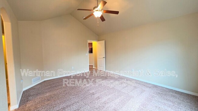 Building Photo - 907 Salmon Pond Way