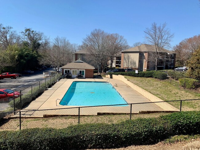 Building Photo - Tillman Place, 621