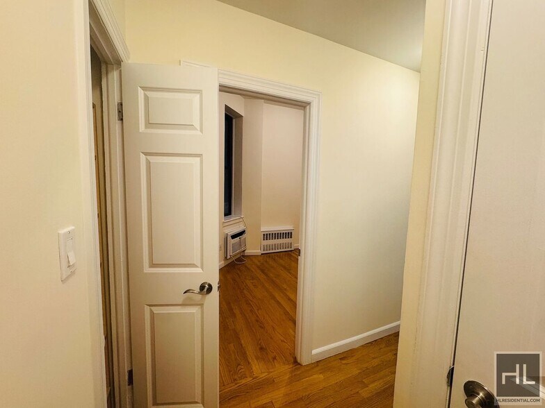 Building Photo - East 91st Street