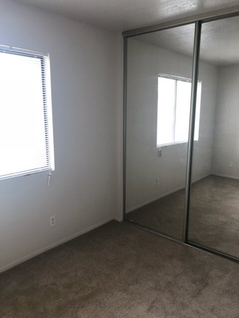 Building Photo - *COMING SOON* Beautiful Condo in the Gated Cathedral Springs Community