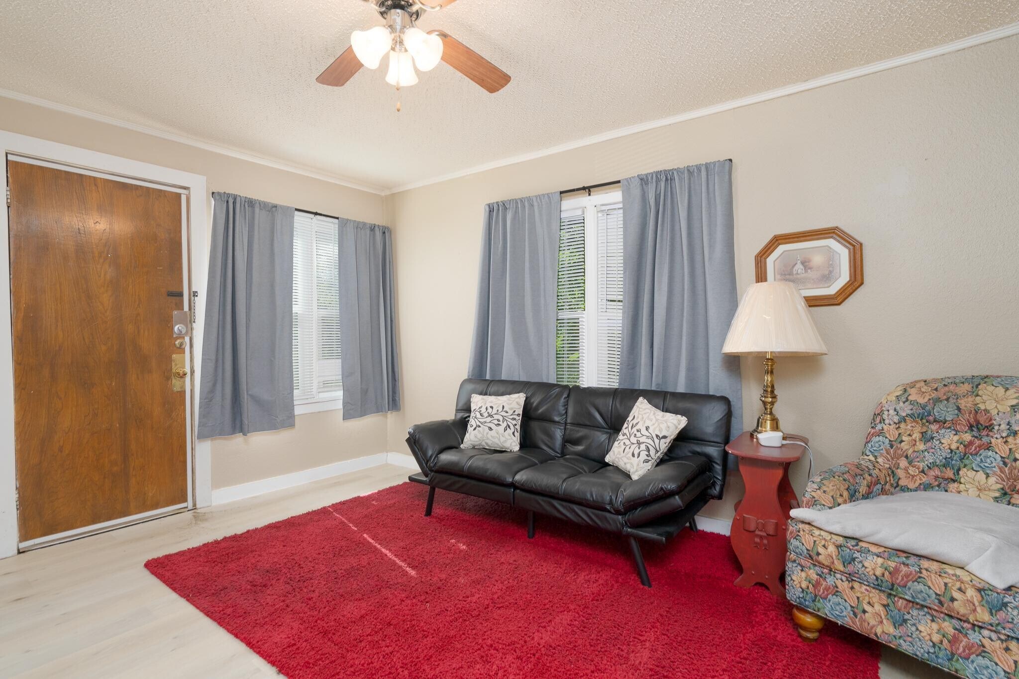 Building Photo - 1341 Hickory St