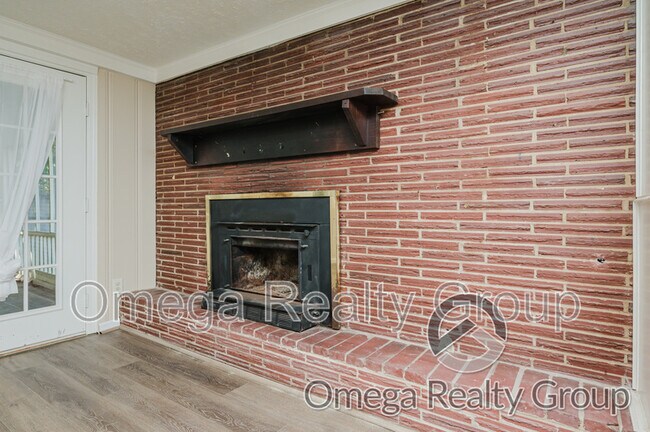 Building Photo - 2941 Ashley Ave