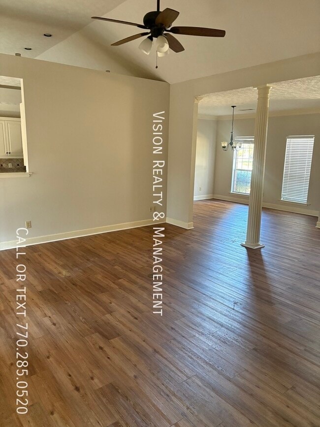 Building Photo - 513 Whistlewood Rd