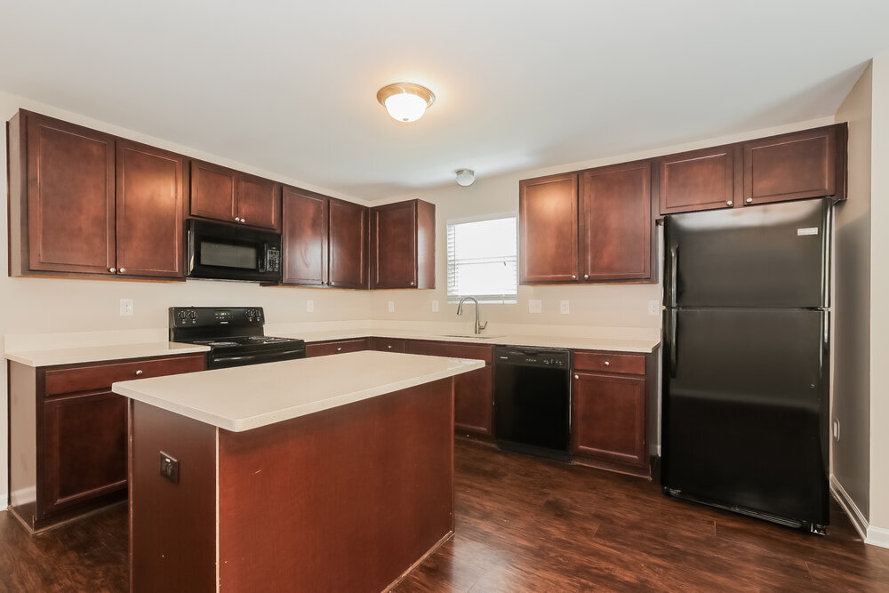 Building Photo - 155 Rockingham Dr