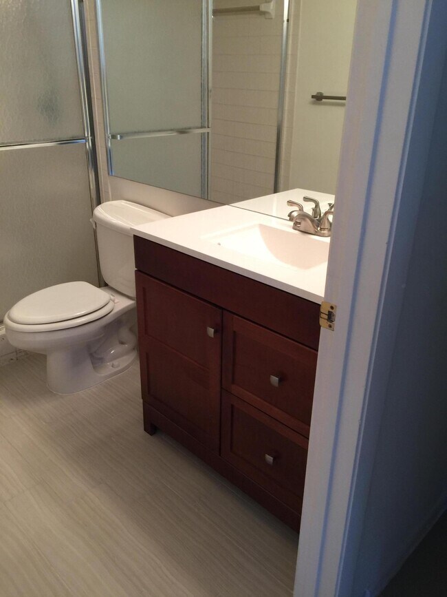 Building Photo - 6654 Villa Sonrisa Dr