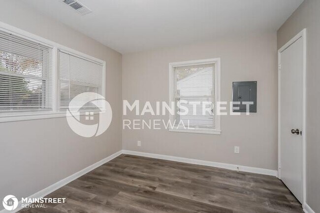 Building Photo - 2309 S 37Th St, Louisville, KY 40211