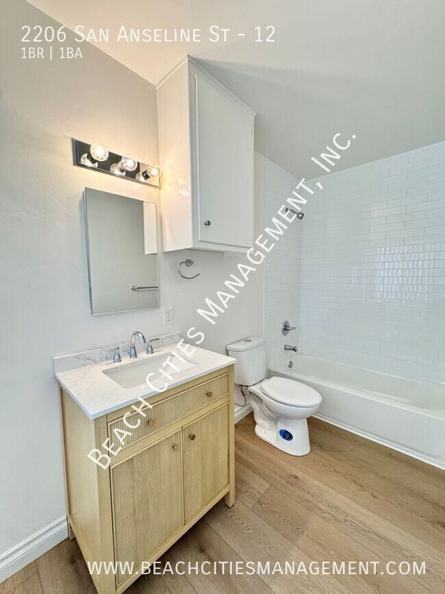 Building Photo - 2206 San Anseline Ave