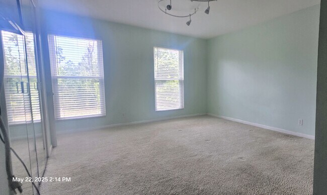 Building Photo - 4 Sewanee Cir