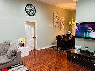 Building Photo - 22823 Madrona Ave