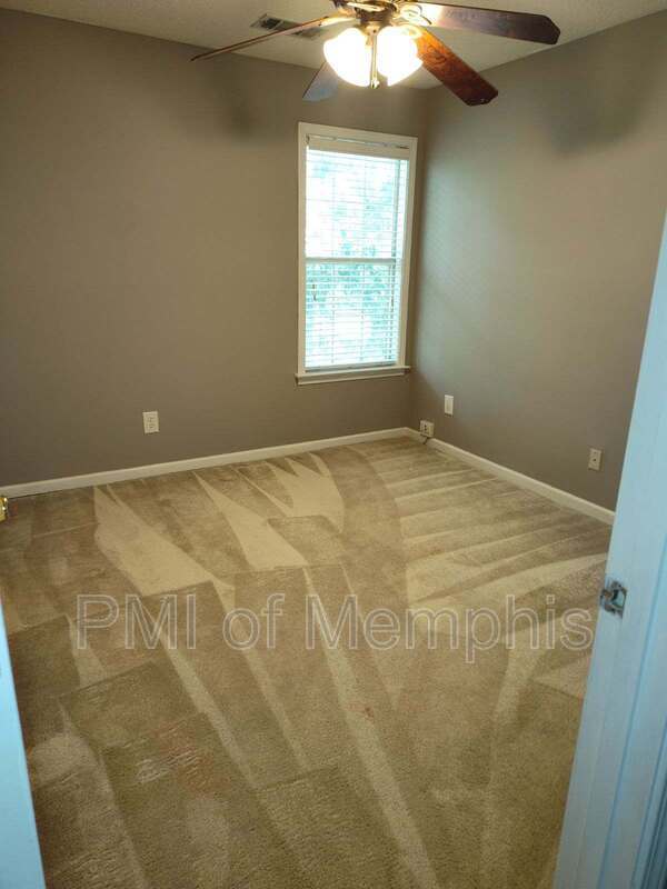 Building Photo - 3067 Woodland Fern Cove