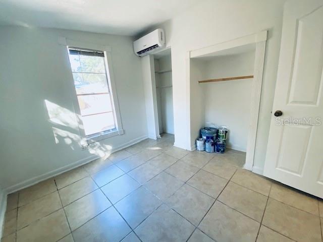 Building Photo - 545 48th Ave N