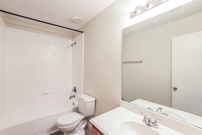 Building Photo - 12226 Scarlet River Dr