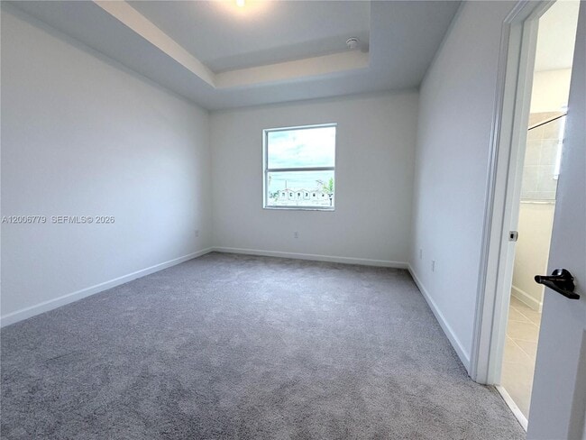 Building Photo - 2537 SE 27th Ct