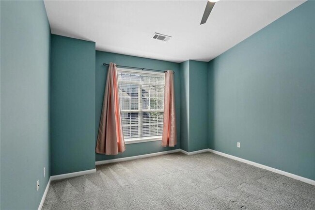 Building Photo - 206 Spring Heights Ln