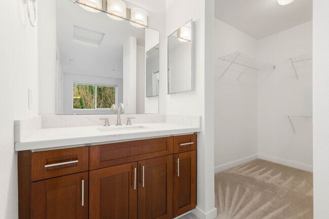 Building Photo - Welcome to Cambria Hills!