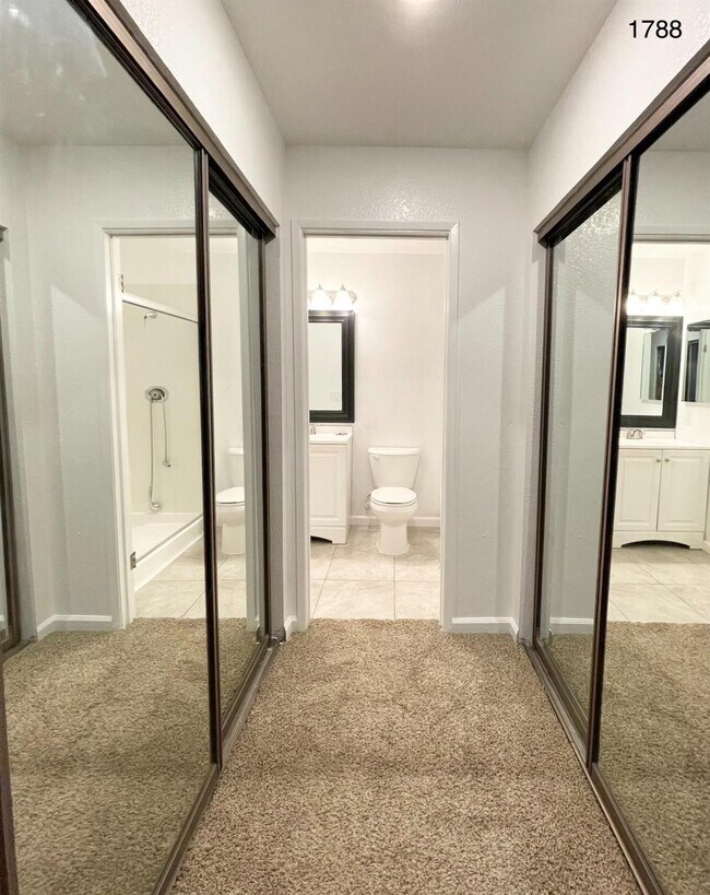 Building Photo - 1788 Long Barn Way