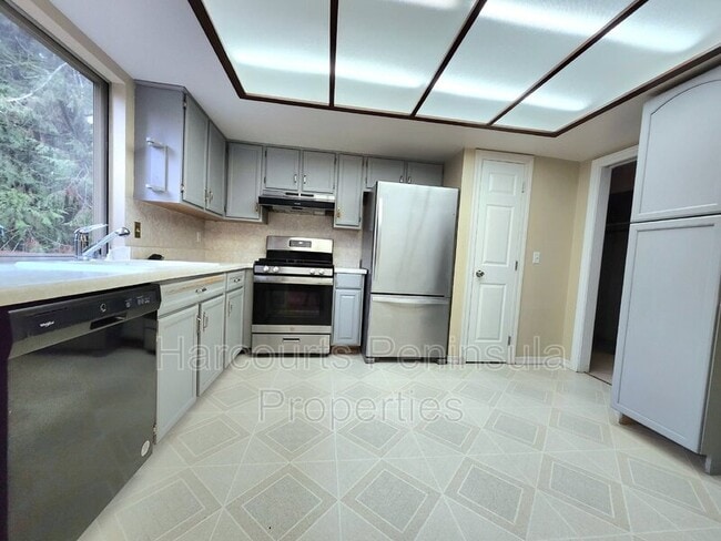 Building Photo - 573 Bridle View Ct NW