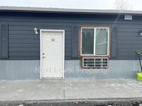 Building Photo - 1730 Montana Hwy 35