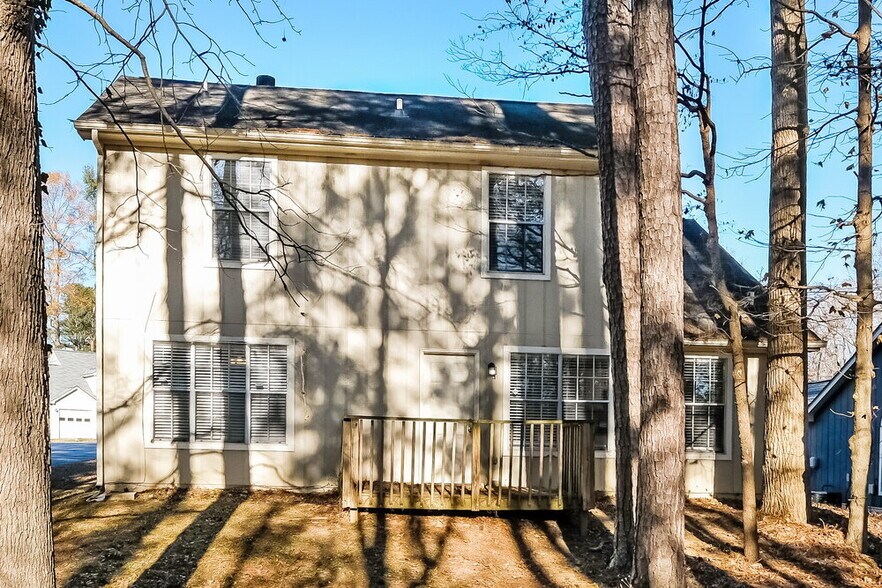 Building Photo - 3345 Springside Trce