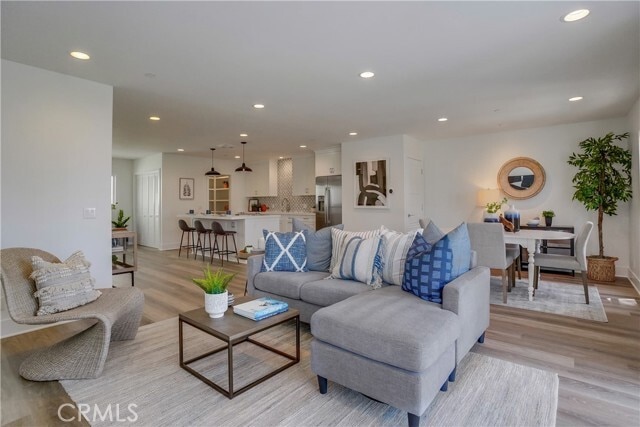 Building Photo - 4601 E Ocean Blvd