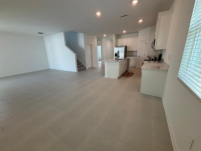 Building Photo - 6097 Meditation Dr